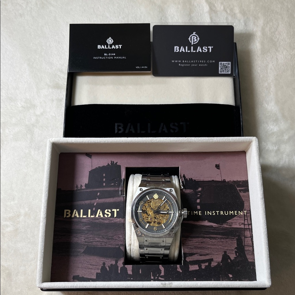 Ballast Watch - Picture 7 of 10